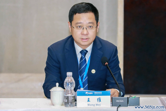 伊利集团履行总裁王维在沟通会上发言
